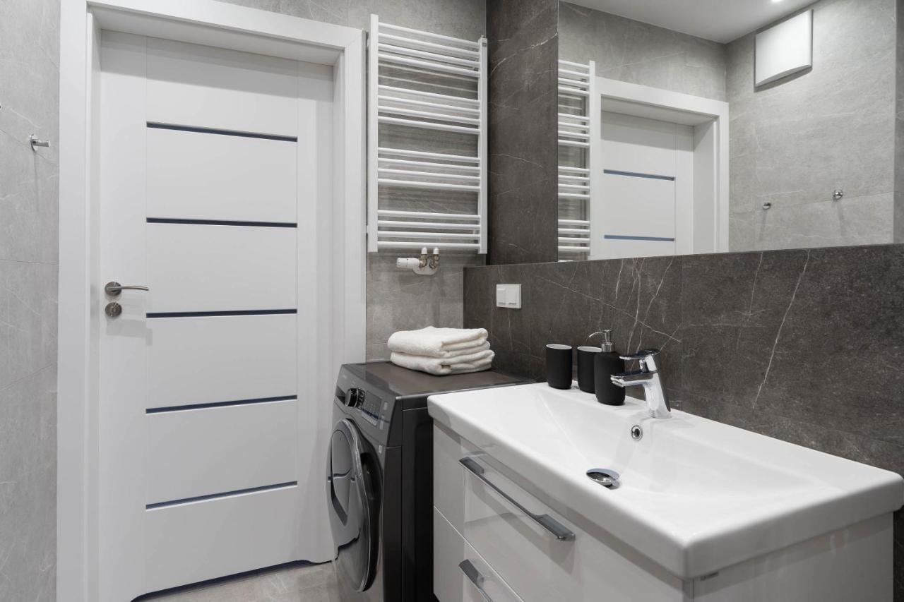 Apartament Ina Rent - Przystan Letnica Gdańsk Zewnętrze zdjęcie