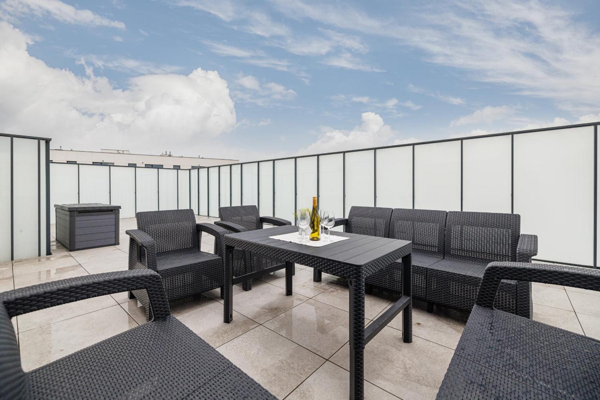 Apartament Ina Rent - Przystan Letnica Gdańsk Zewnętrze zdjęcie